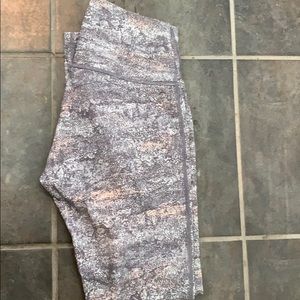 Lululemon pattern leggings